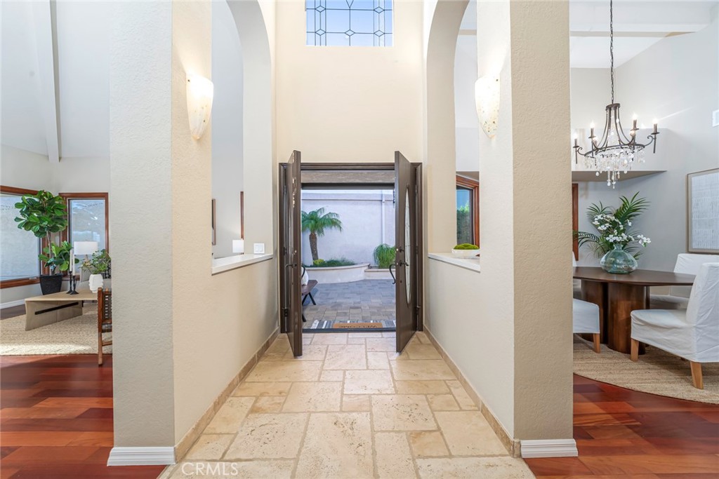 MLS #OC25260159 image #13