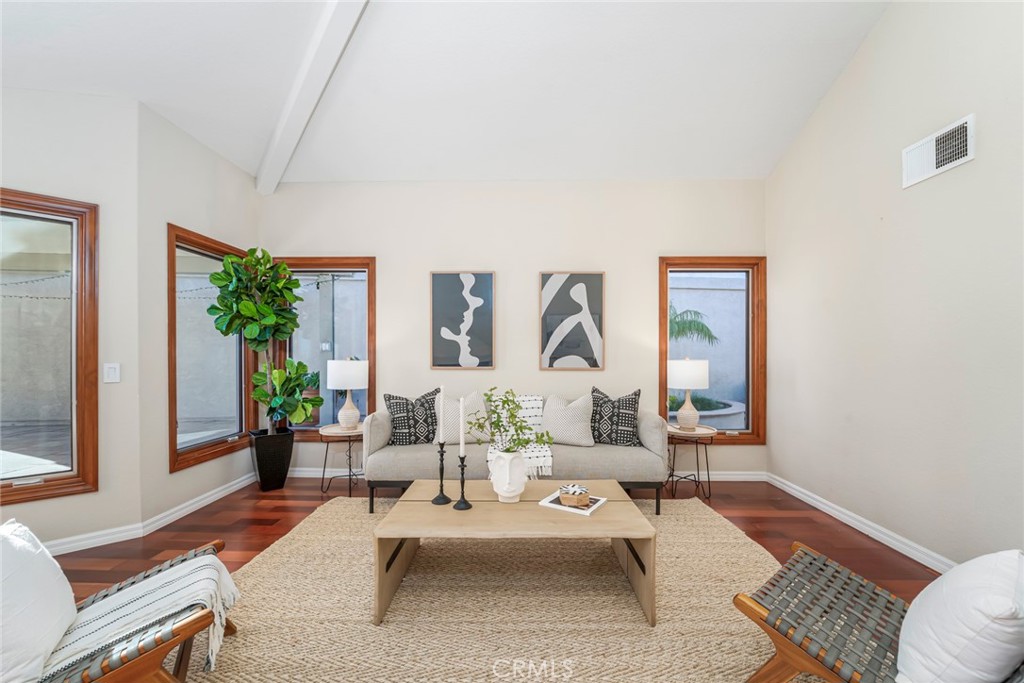 MLS #OC25260159 image #16