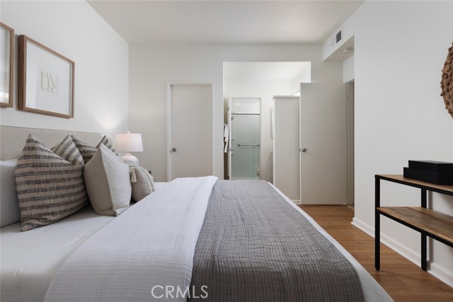 MLS #OC25239517 image #19