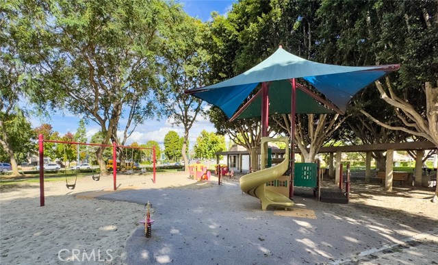 MLS #OC25239517 image #33