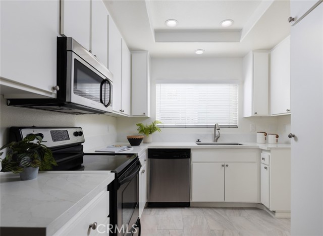 MLS #OC25239517 image #8