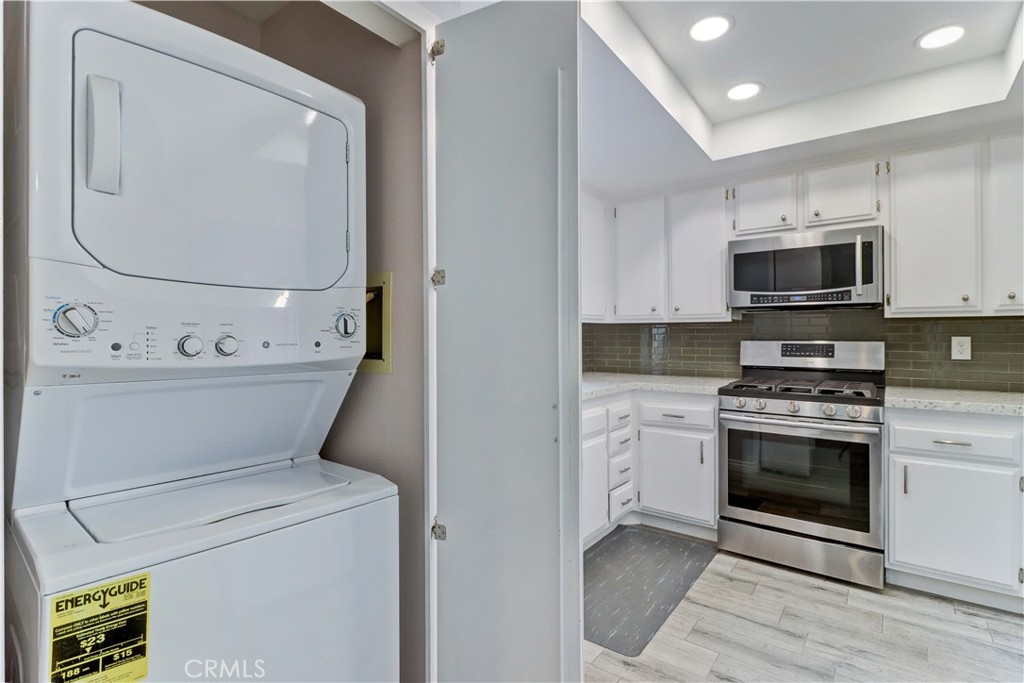 MLS #OC25260192 image #5