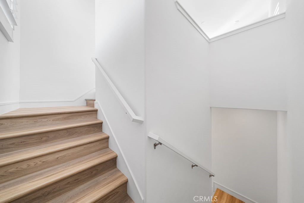 MLS #OC25260225 image #12