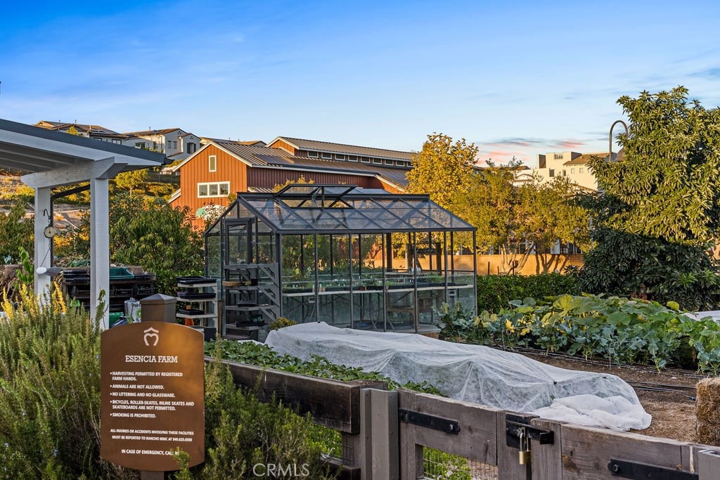 MLS #OC25260225 image #23