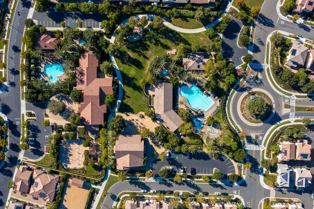 MLS #OC25260225 image #36