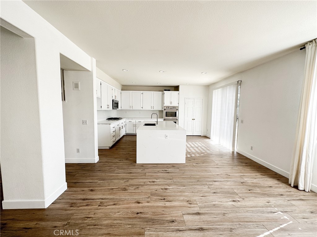 MLS #OC25260252 image #10