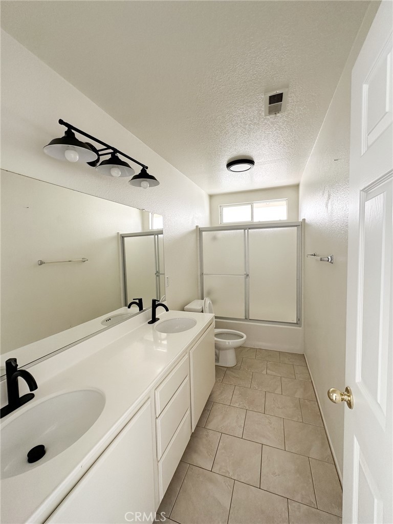 MLS #OC25260252 image #20