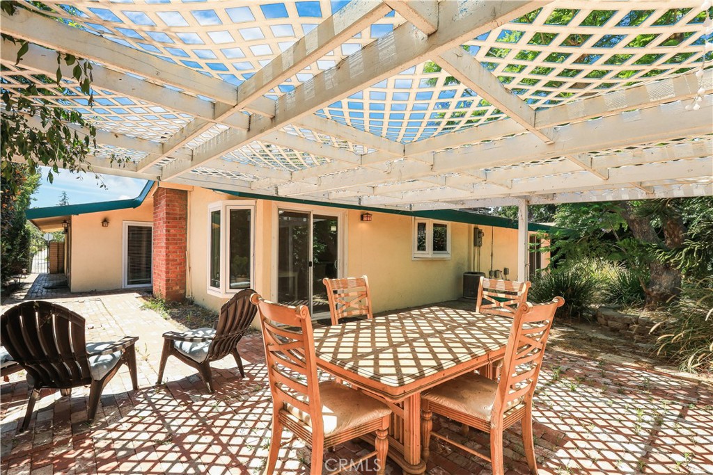 MLS #OC25260257 image #23