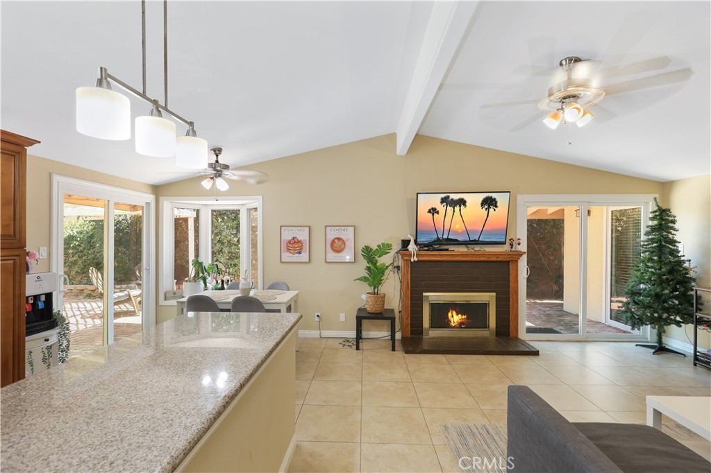 MLS #OC25260257 image #3