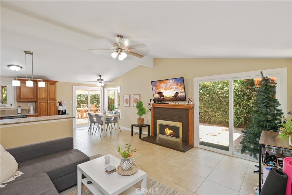 MLS #OC25260257 image #7