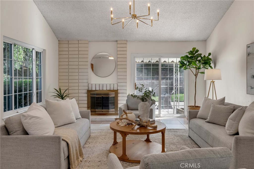 MLS #OC25232119 image #14