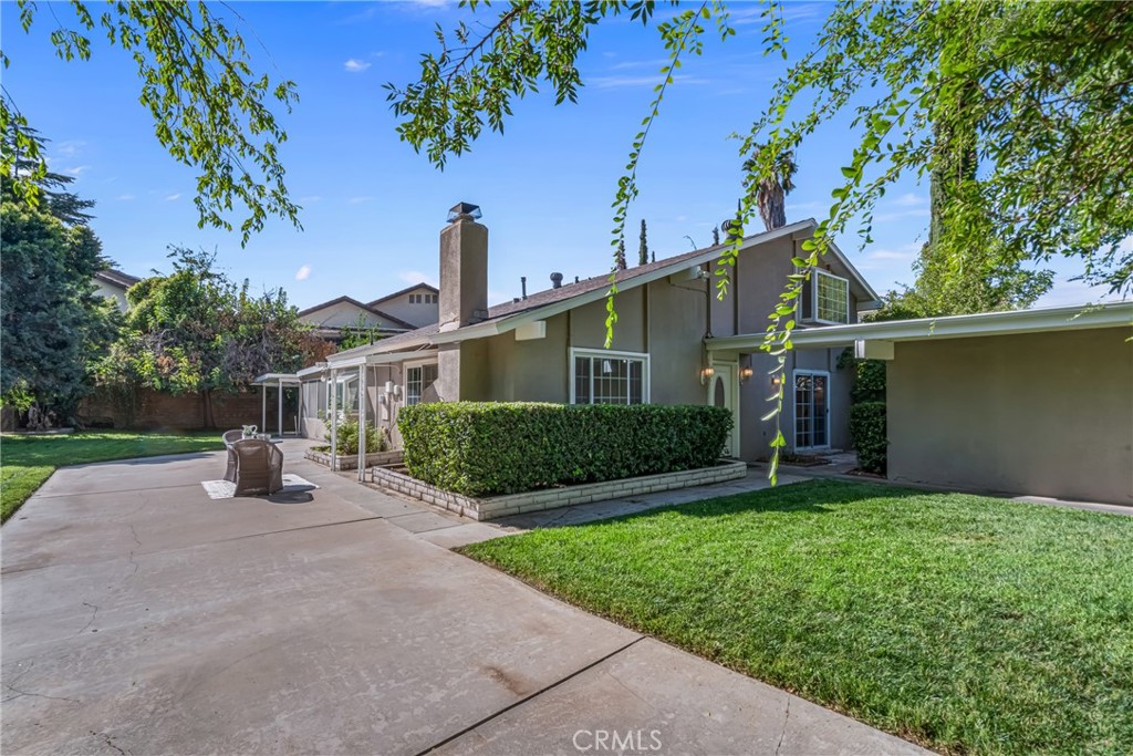 MLS #OC25232119 image #3