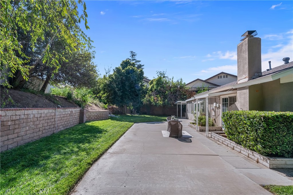 MLS #OC25232119 image #4