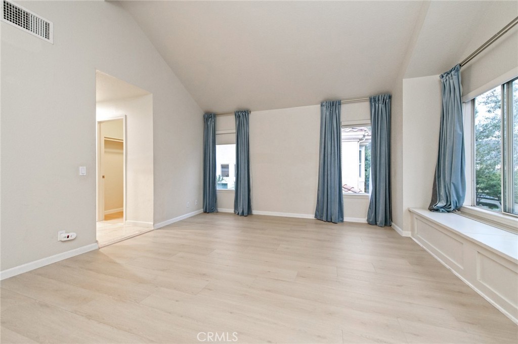 MLS #OC25260266 image #20