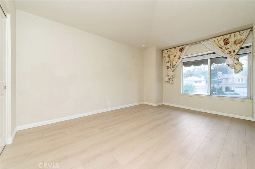 MLS #OC25260266 image #29