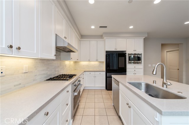 MLS #OC25260288 image #10