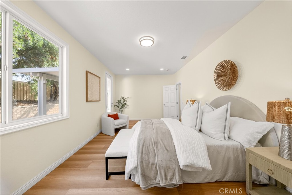 MLS #OC25260296 image #11