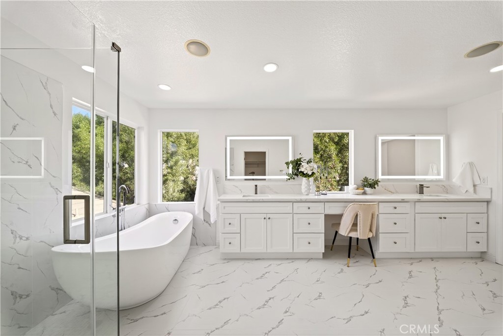 MLS #OC25260296 image #21