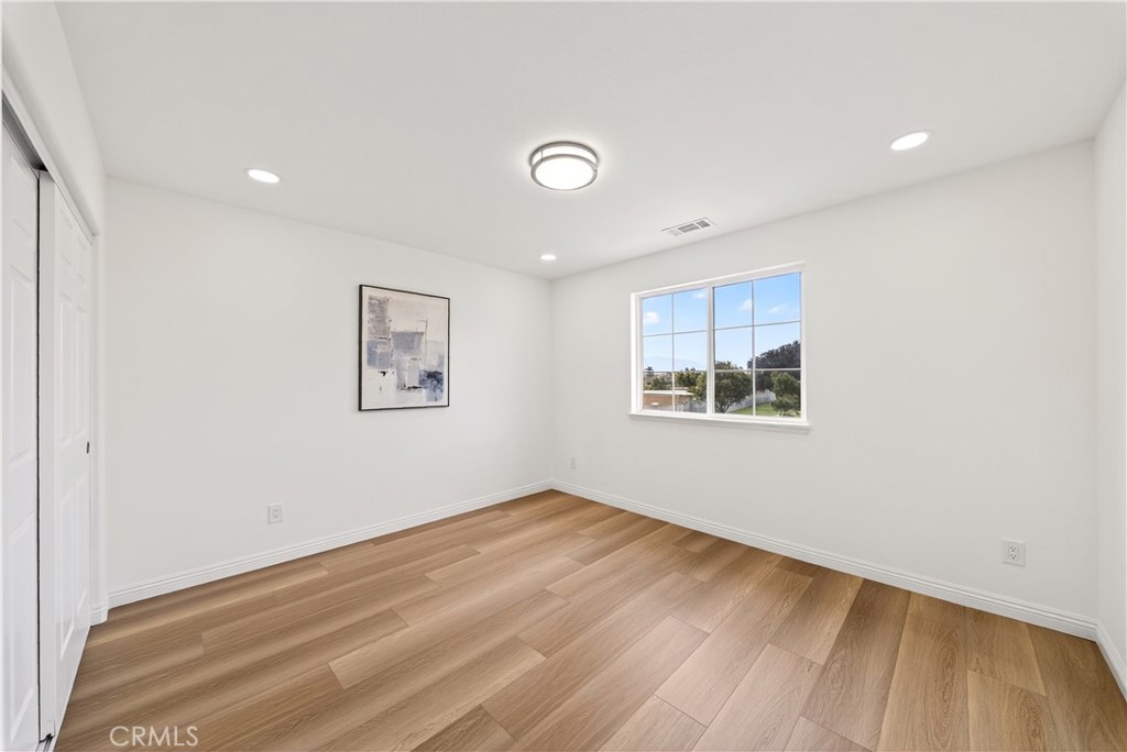 MLS #OC25260296 image #27