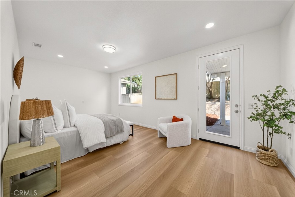 MLS #OC25260296 image #6