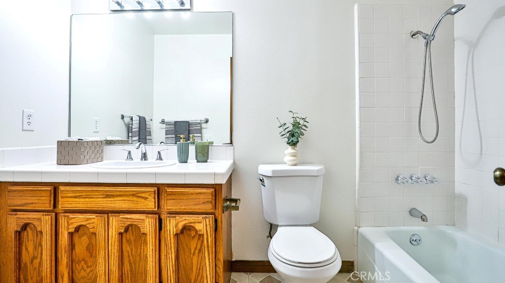 MLS #OC25260313 image #13