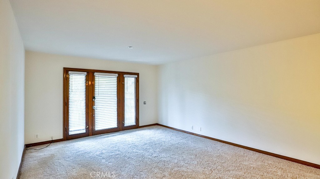 MLS #OC25260313 image #22