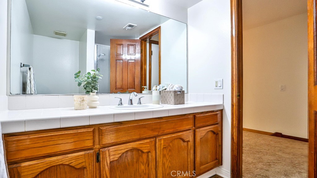 MLS #OC25260313 image #37