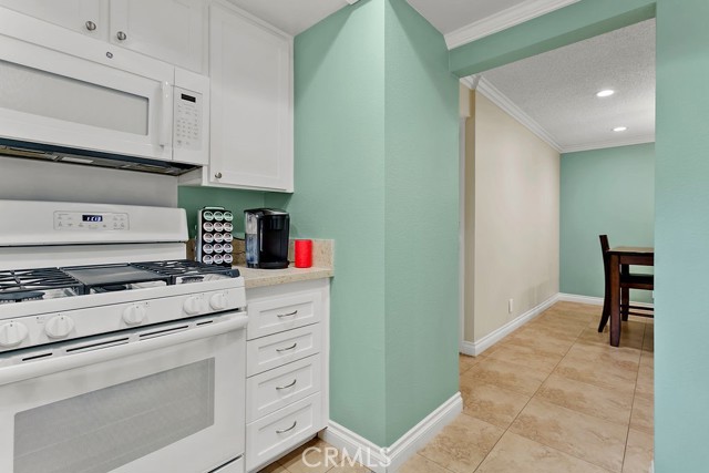 MLS #OC25260324 image #11