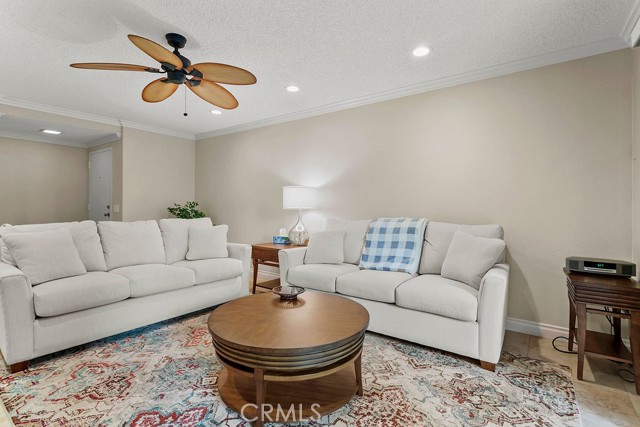 MLS #OC25260324 image #6