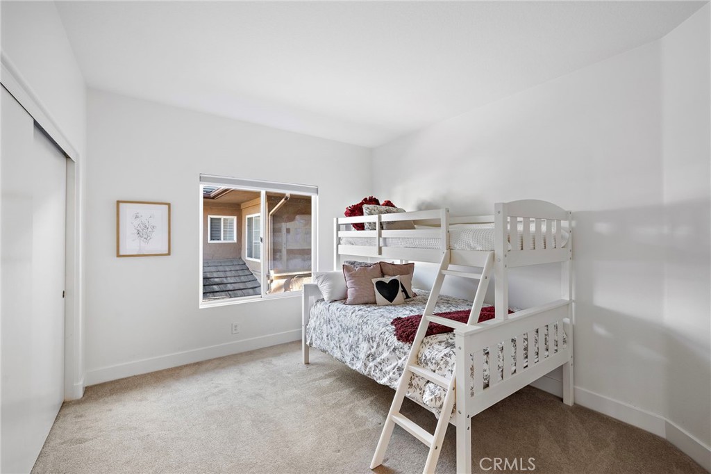 MLS #OC25260326 image #10