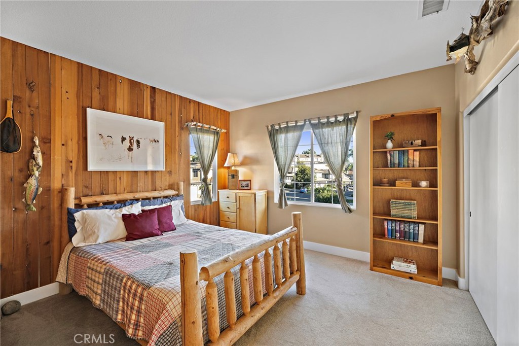 MLS #OC25260326 image #12