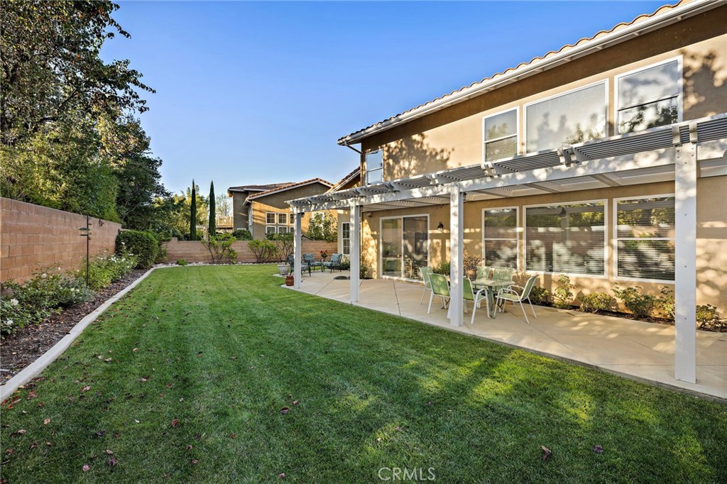 MLS #OC25260326 image #15