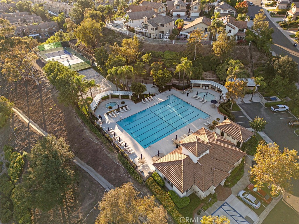 MLS #OC25260326 image #17