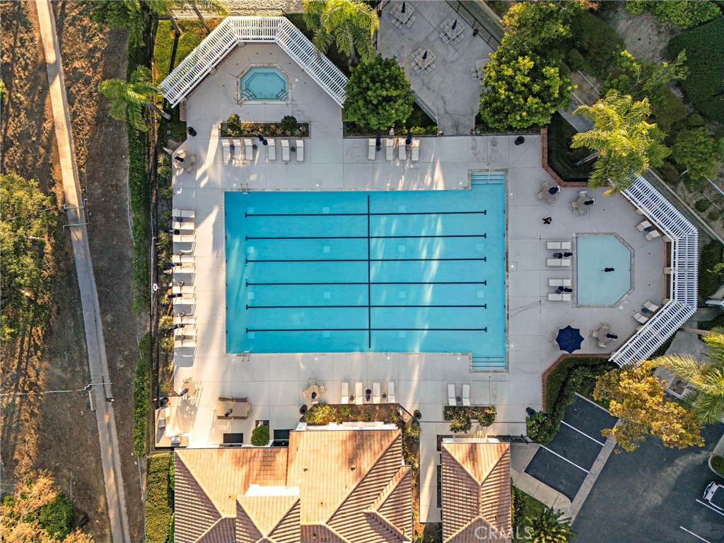 MLS #OC25260326 image #18