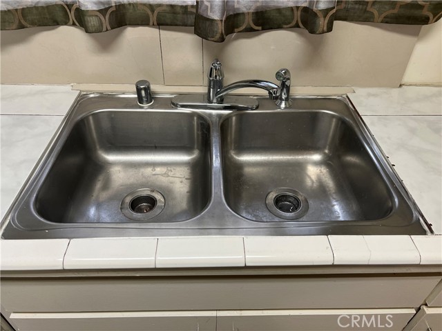 MLS #OC25260385 image #14