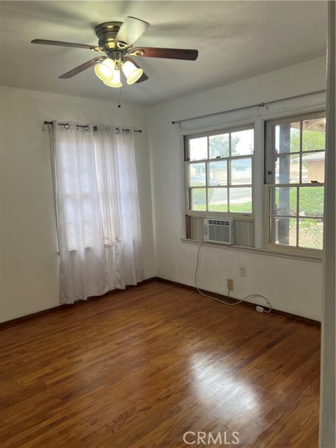 MLS #OC25260385 image #19