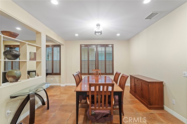 MLS #OC25260389 image #11