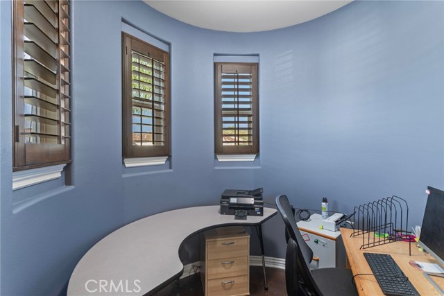 MLS #OC25260389 image #25