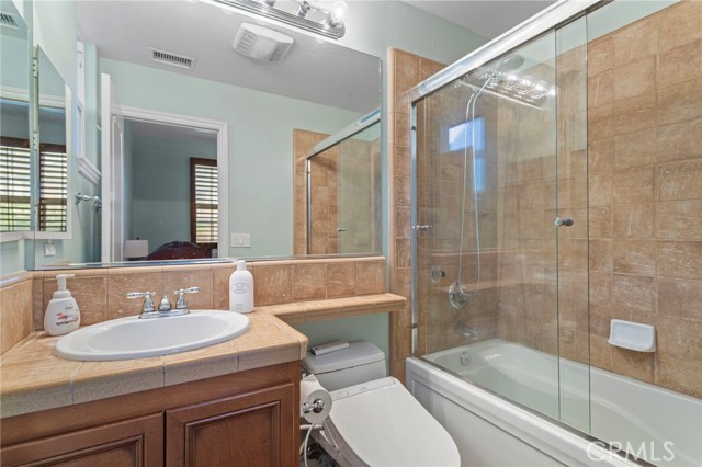 MLS #OC25260389 image #30