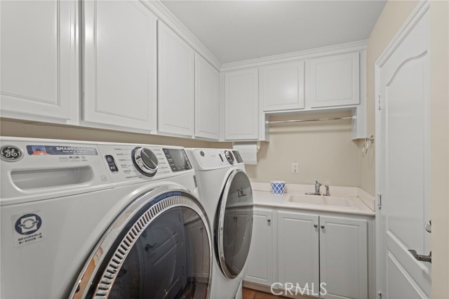 MLS #OC25260389 image #31