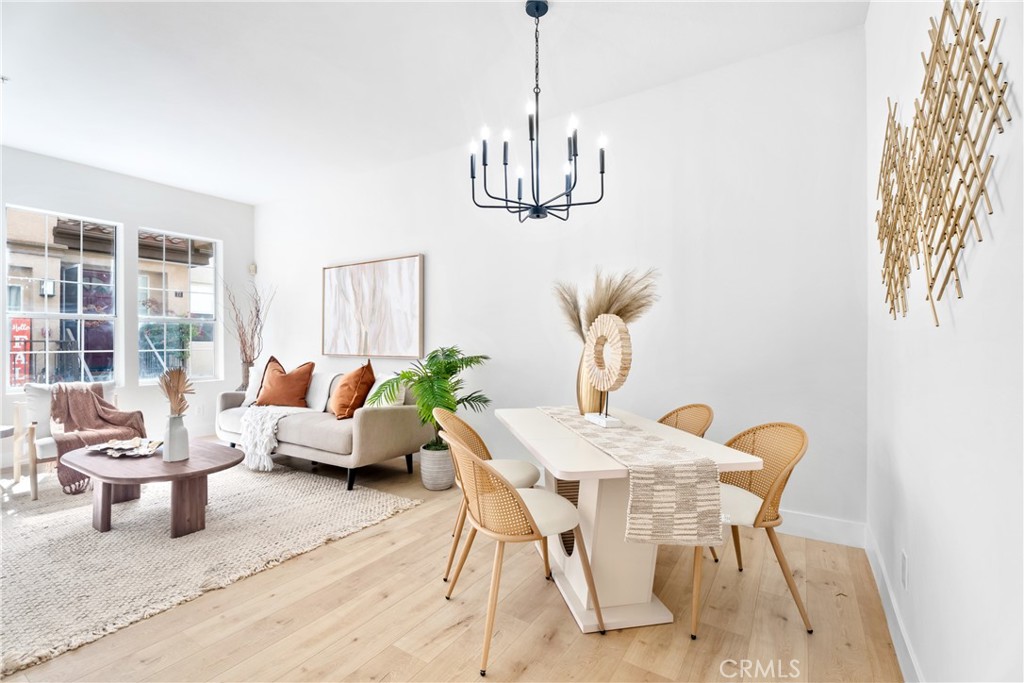 MLS #OC25260467 image #1