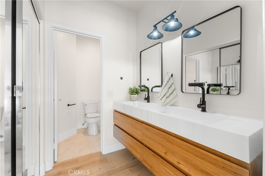 MLS #OC25260467 image #10