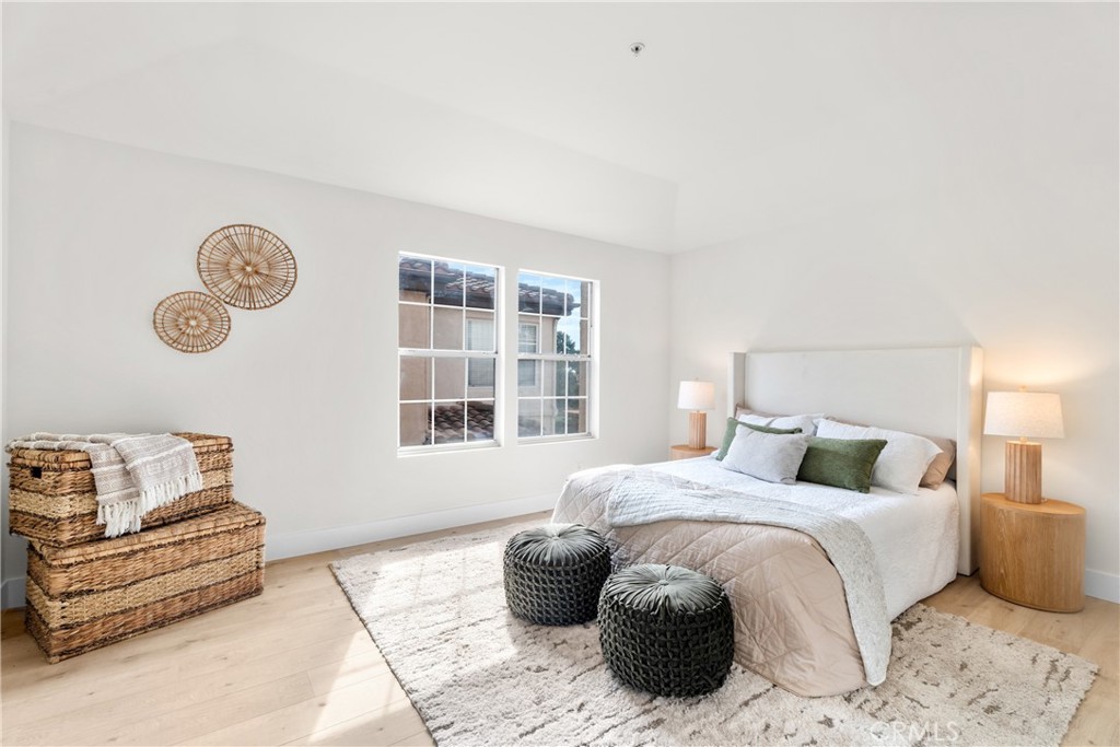 MLS #OC25260467 image #14