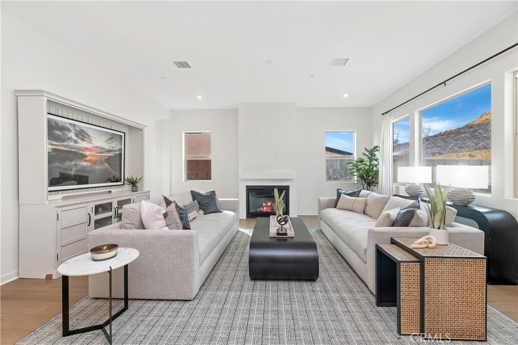 MLS #OC25260470 image #13