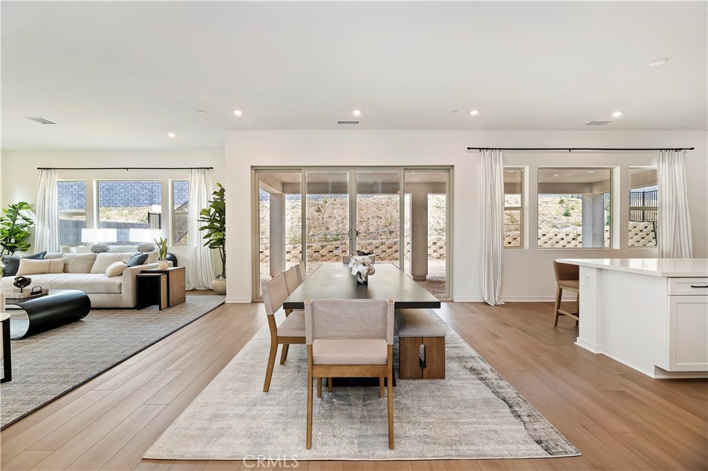 MLS #OC25260470 image #19