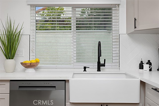 MLS #OC25260554 image #15