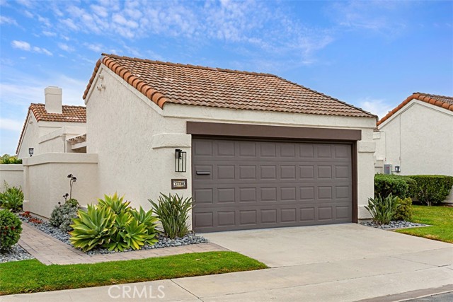 MLS #OC25260554 image #3