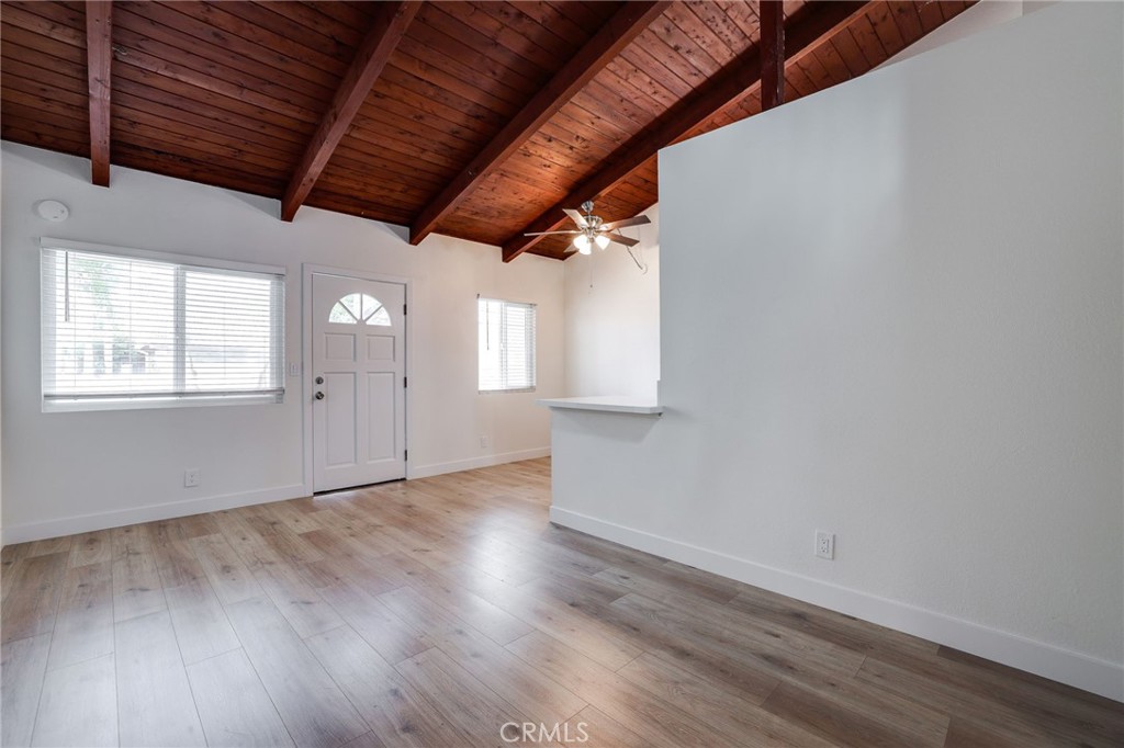 MLS #OC25260585 image #4