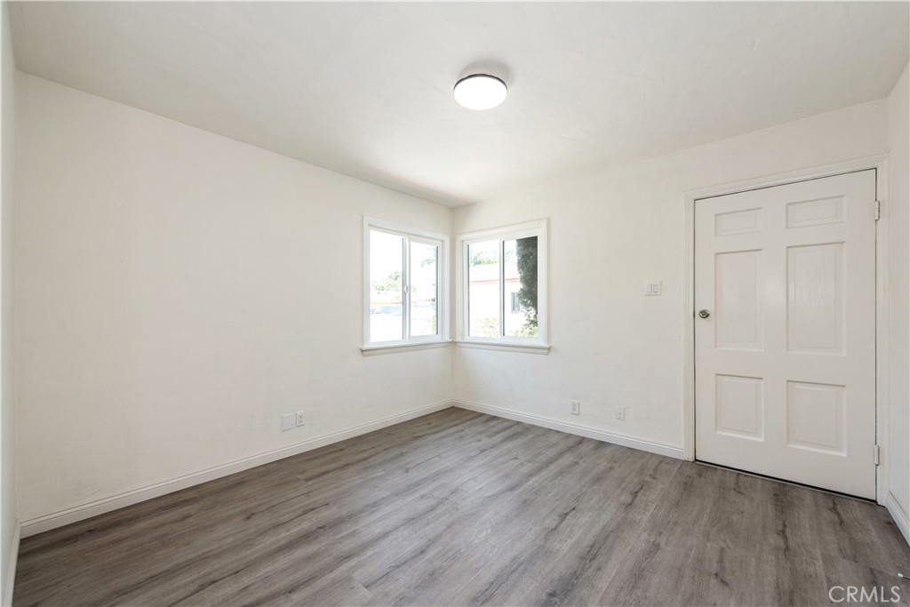 MLS #OC25260587 image #14