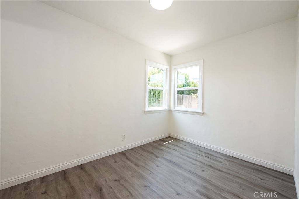 MLS #OC25260587 image #16